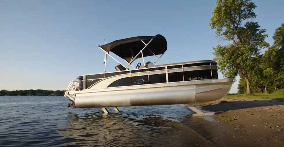 Pontoon Boat Sea Legs: Everything You Need to Know - Pontooners