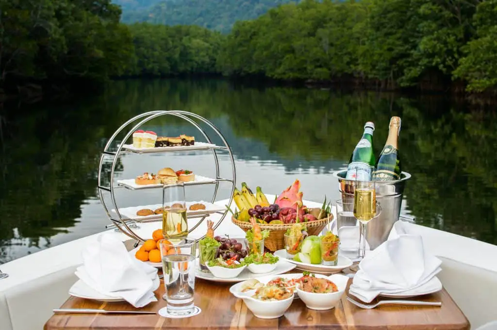 boat food storage