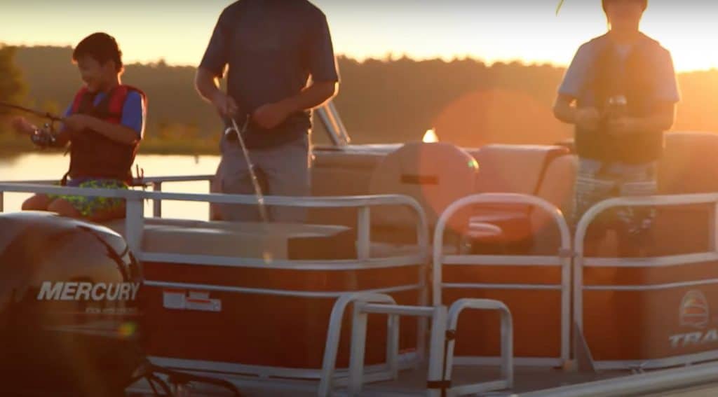 pontoon boat fishing tips