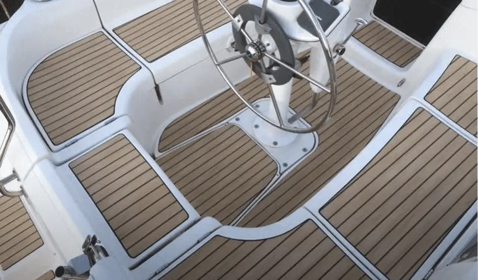 pontoon boat decking