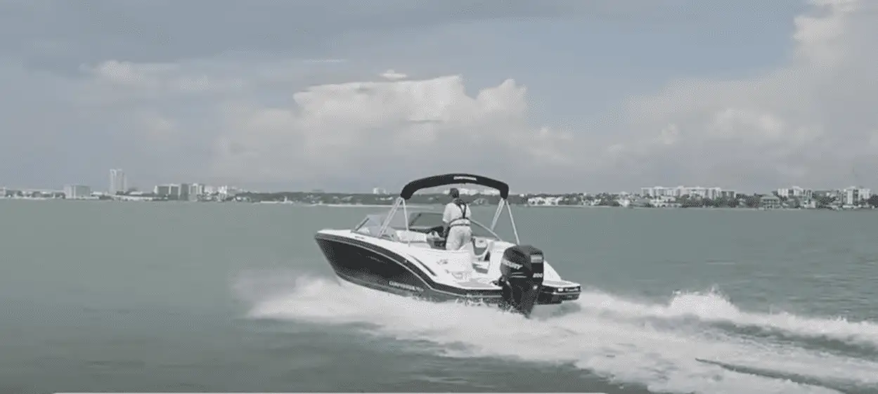 chaparral boats 210 suncoast speed boat