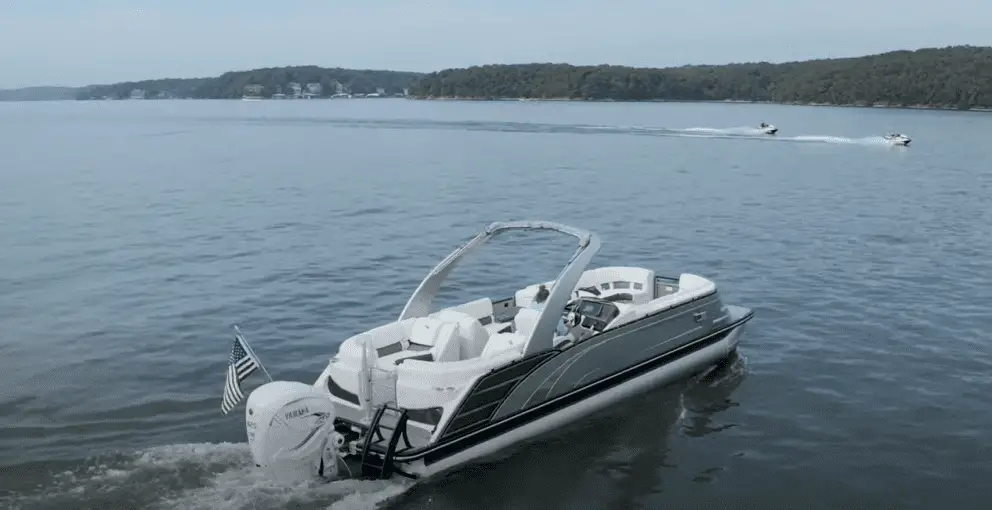 How Much Does It Cost to Rent a Pontoon Boat? Pontooners