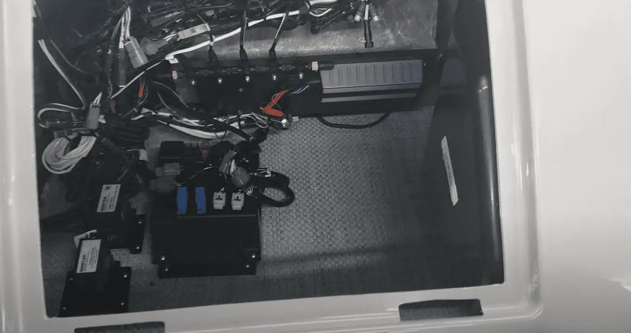 Where is the Fuse Box on a Pontoon Boat? Pontooners