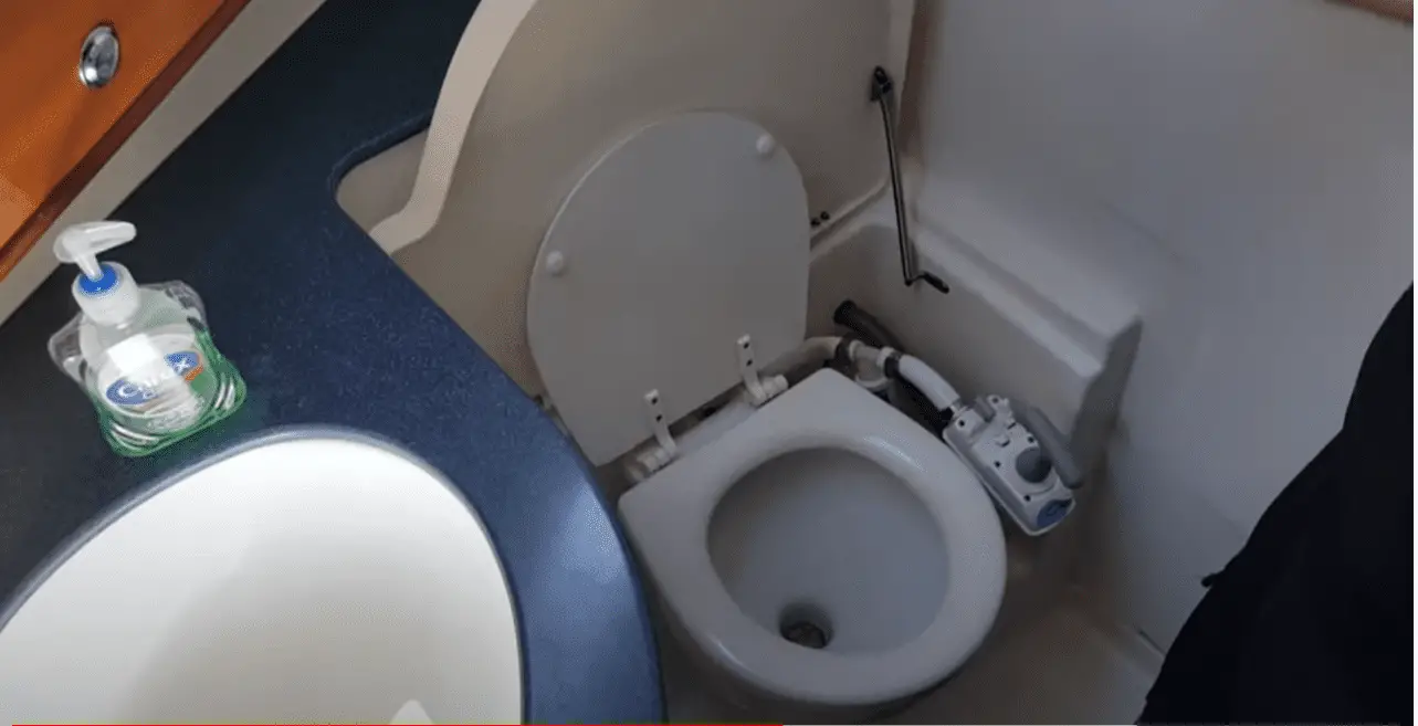 How Does a Boat Toilet Work? (Marine Toilet Requirements) Pontooners