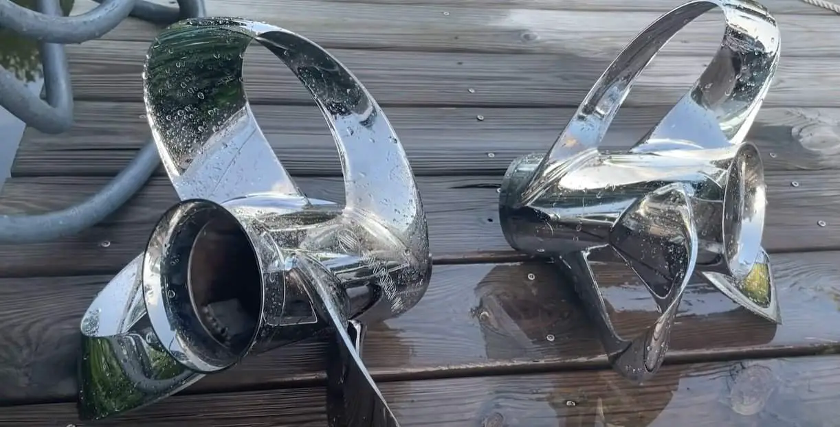 Best Prop for Deck Boat The Top 3 Propellers Reviewed Pontooners